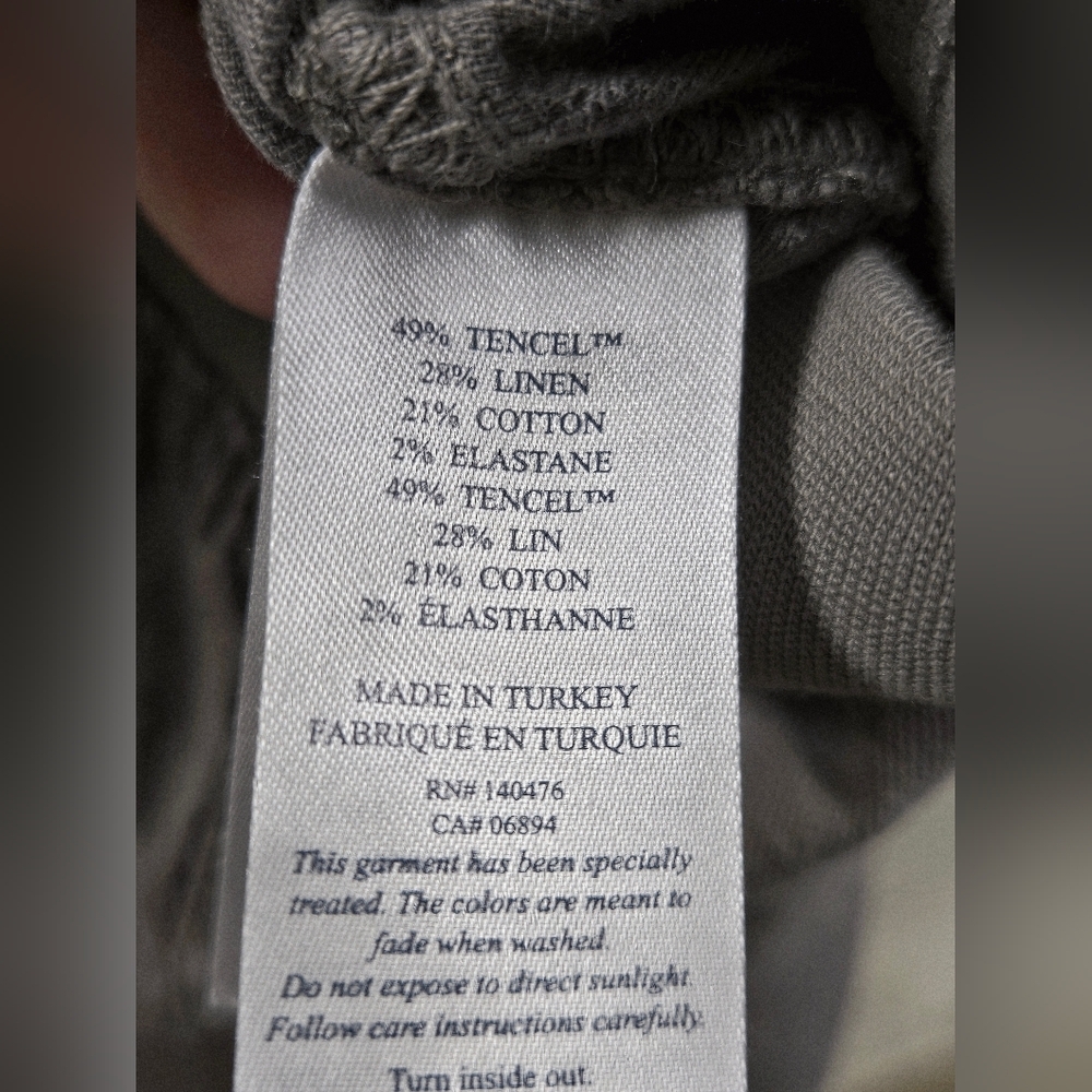 Faherty Arlie Day Elevated Basic Thyme Green Quie… - image 6